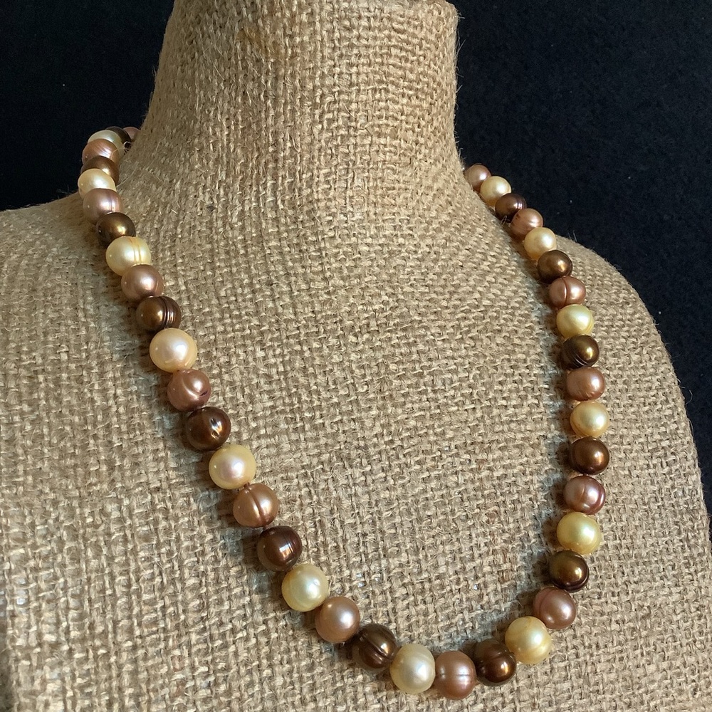 925 s silver Genuine freshwater chocolate & champagne color pearl necklace. - Picture 3 of 9